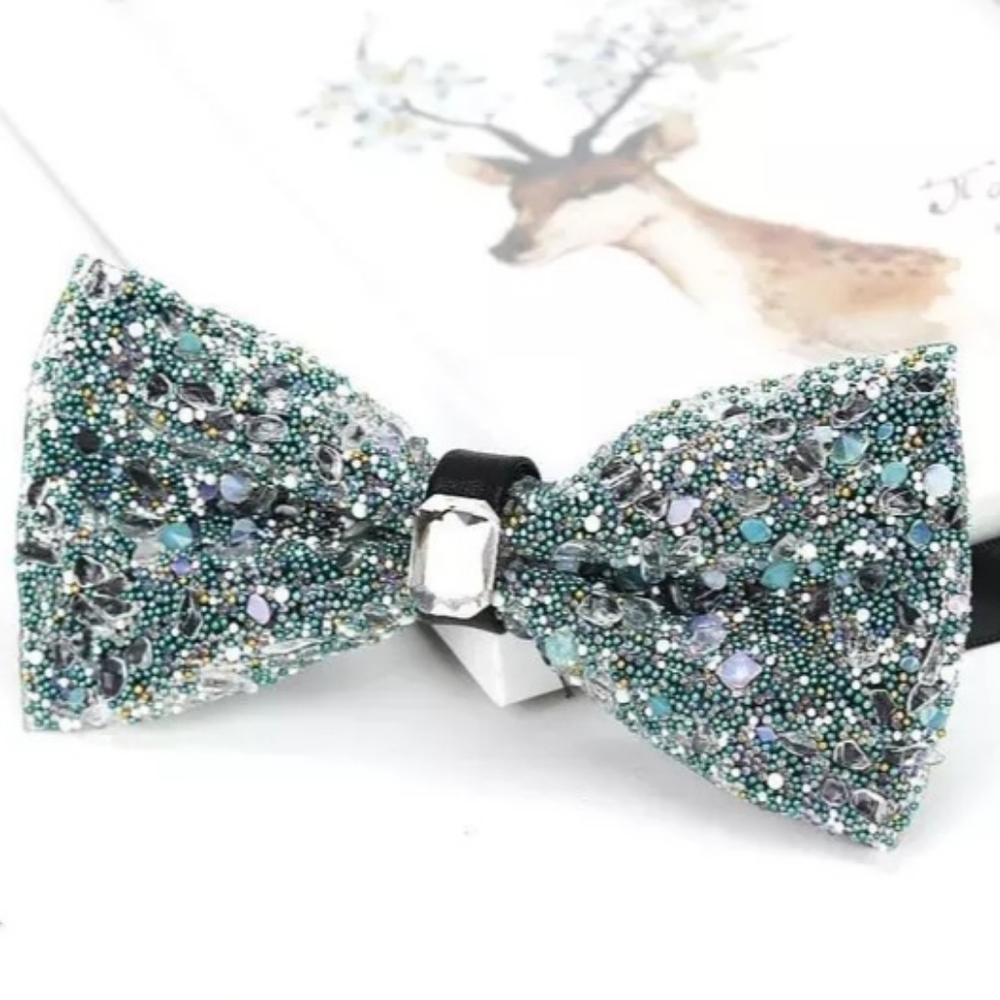 Bow tie